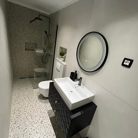 Copun With Heated Pool * Mundanije