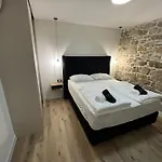 Copun With Heated Pool