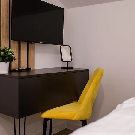 Copun With Heated Pool Villa