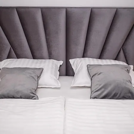 Copun With Heated Pool * Mundanije