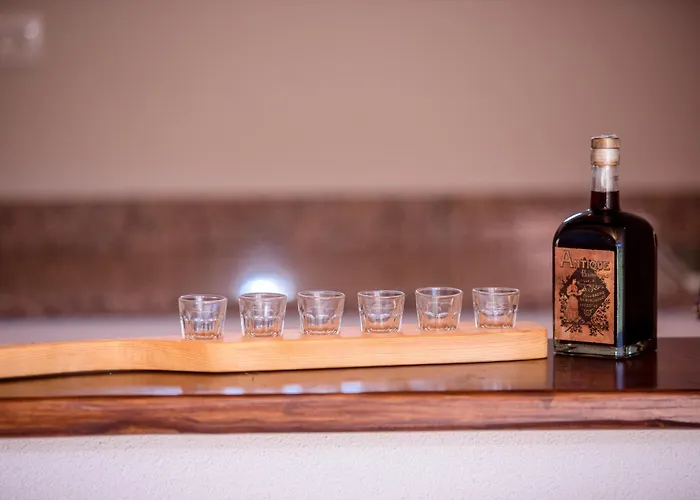 Vila Copun With Heated Pool Mundanije