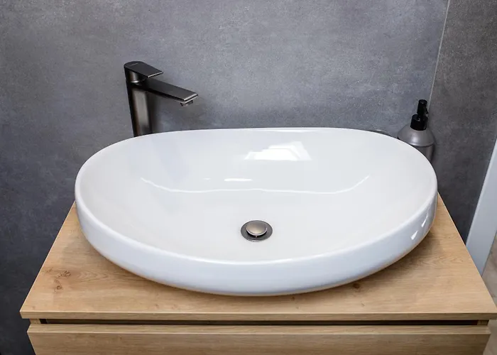 Vila Copun With Heated Pool Mundanije