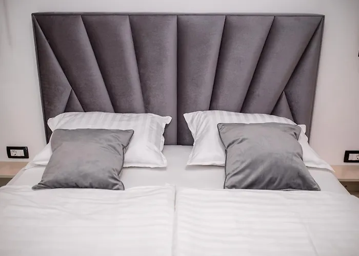 Copun With Heated Pool * Mundanije