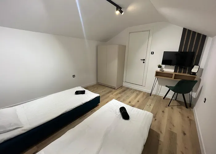 Copun With Heated Pool Villa